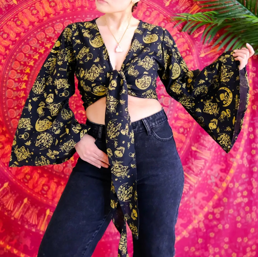 Cotton wrap top with mushroom print