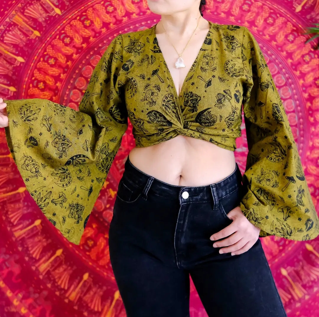 Cotton wrap top with mushroom print